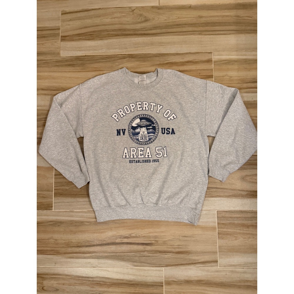 Gildan Heavy Blend‎ Area 51 Alien UFO Graphic Sweatshirt Mens Large Gray NV USA